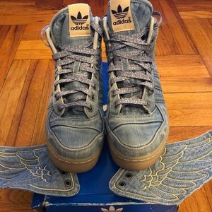 Jeremy Scott Wings Denim Adidas